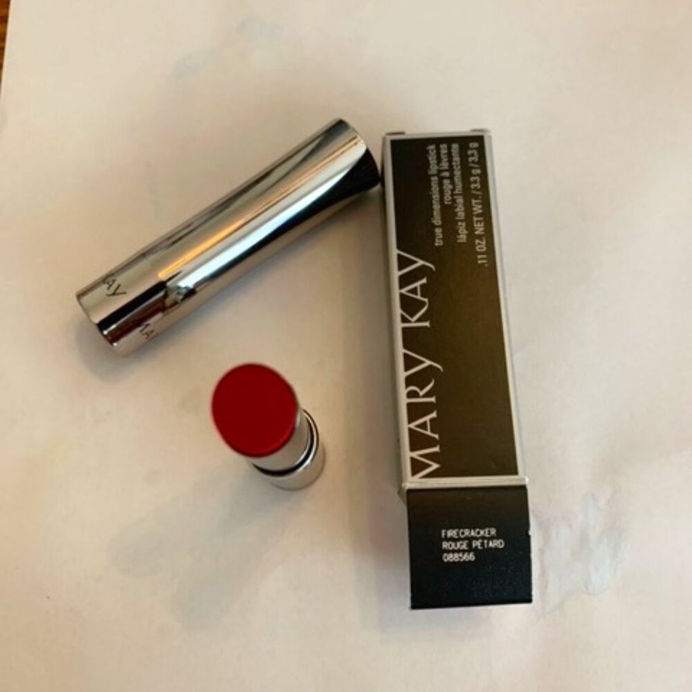 Mary kay Firecracker Lipstick - Picture 2 of 2
